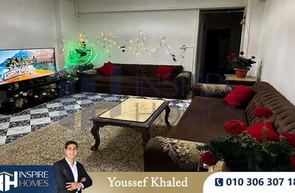 Apartment - 2 Bedrooms - 1 Bathroom for sale in Camp Chezar - Hay Wasat - Alexandria