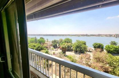 Apartment - 6 Bedrooms - 3 Bathrooms for sale in Cornish El Nile St. - Maadi - Hay El Maadi - Cairo