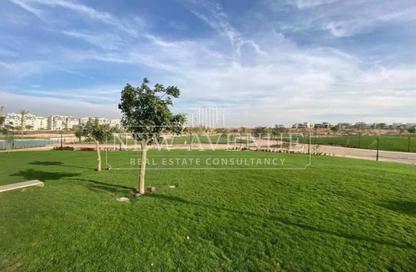 Apartment - 2 Bedrooms - 3 Bathrooms for sale in Garden Residence - Hyde Park - New Cairo City - Cairo