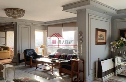Apartment - 6 Bedrooms - 4 Bathrooms for sale in Shooting Club Street - Dokki - Giza