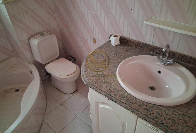 83407138 - Property Main Image