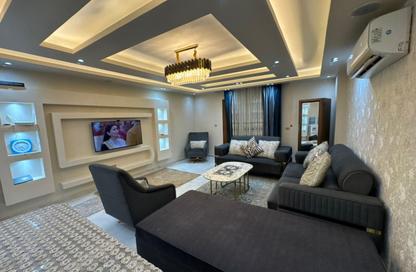 Apartment - 2 Bedrooms - 1 Bathroom for rent in Tiba St. - Mohandessin - Giza
