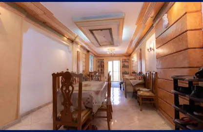 Apartment - 3 Bedrooms - 1 Bathroom for sale in Abd Al Hadi Al Gazzar   Zina St. - Sidi Beshr - Hay Awal El Montazah - Alexandria
