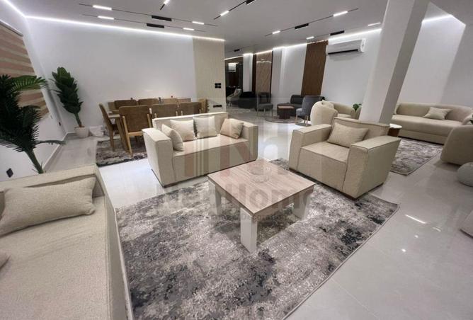 8534601 - Property Image 2