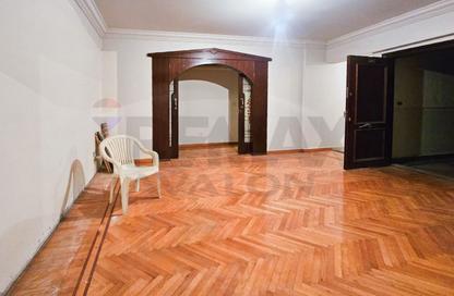 Apartment - 3 Bedrooms - 3 Bathrooms for sale in Kafr Abdo - Roushdy - Hay Sharq - Alexandria