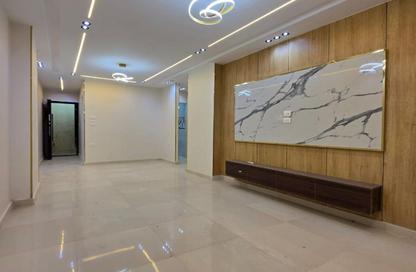 Apartment - 3 Bedrooms - 2 Bathrooms for sale in Gate 4 - Mena - Hadayek El Ahram - Giza