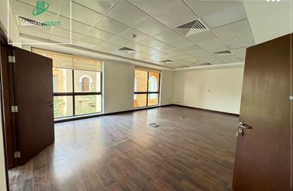 Office Space - Studio - 3 Bathrooms for rent in American University Housing District - 5th Settlement Compounds - The 5th Settlement - New Cairo City - Cairo