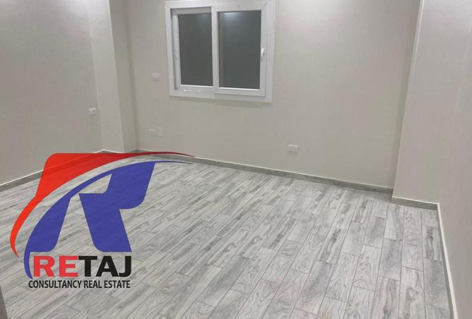 8716040 - صورة العقار 2