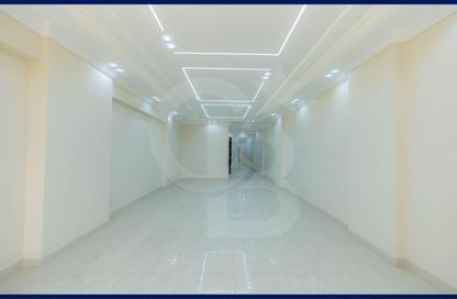 Apartment - 3 Bedrooms - 2 Bathrooms for sale in Port Said St. - El Shatby - Hay Wasat - Alexandria