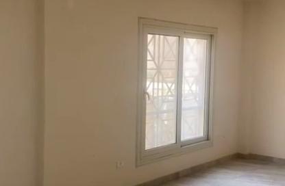 Apartment - 3 Bedrooms - 2 Bathrooms for rent in Mohamed Naguib Axis - Abou El Houl - New Cairo City - Cairo