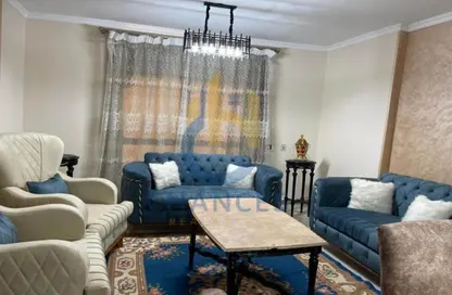 Apartment - 2 Bedrooms - 1 Bathroom for sale in Eighth Sector - Zahraa El Maadi - Hay El Maadi - Cairo
