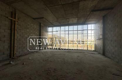 Office Space - 4 Bedrooms - 1 Bathroom for sale in Eastmain New Cairo - 5th Settlement Compounds - The 5th Settlement - New Cairo City - Cairo
