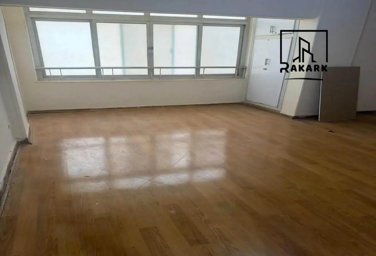 118551409 - Property Main Image
