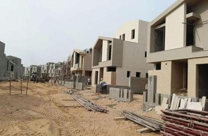 Townhouse - 3 Bedrooms - 4 Bathrooms for sale in Vye Sodic - New Zayed City - Sheikh Zayed City - Giza