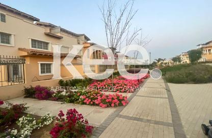 Townhouse - 3 Bedrooms - 4 Bathrooms for sale in Hyde Park Central - The 6th Settlement - New Cairo City - Cairo