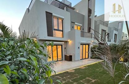 Townhouse - 5 Bedrooms - 4 Bathrooms for rent in Sodic East - 6th District - New Heliopolis - Cairo
