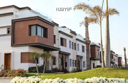 Townhouse - 5 Bedrooms - 4 Bathrooms for sale in Azzar 2 - 5th Settlement Compounds - The 5th Settlement - New Cairo City - Cairo