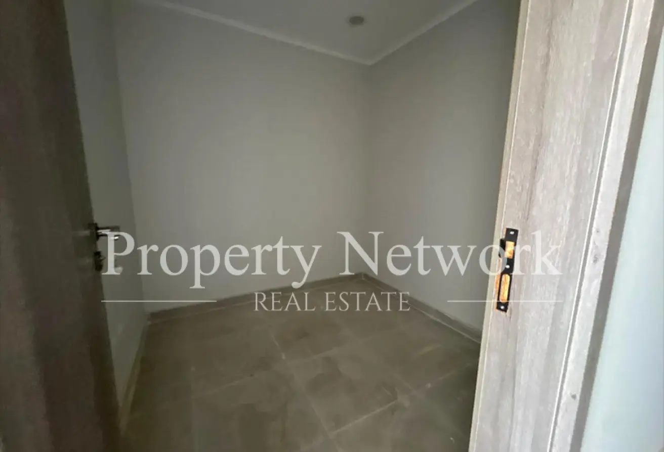113819998 - Property Main Image
