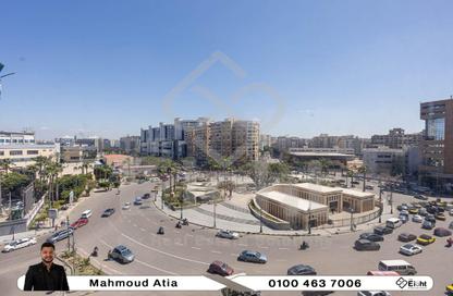 Apartment - 4 Bedrooms - 1 Bathroom for sale in Smouha Square - Smouha - Hay Sharq - Alexandria