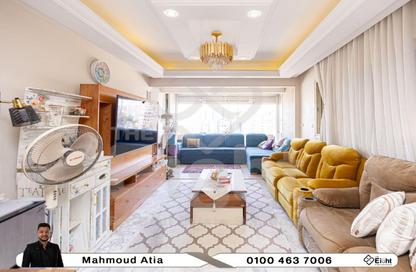 Apartment - 4 Bedrooms - 1 Bathroom for sale in Smouha Square - Smouha - Hay Sharq - Alexandria