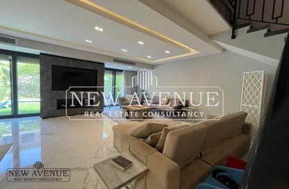 Townhouse - 3 Bedrooms - 4 Bathrooms for sale in Sodic East - 6th District - New Heliopolis - Cairo