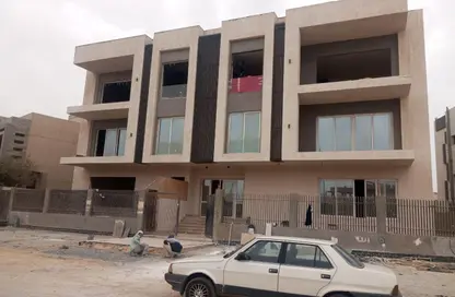 Apartment - 3 Bedrooms - 2 Bathrooms for sale in West Golf - El Katameya Compounds - El Katameya - New Cairo City - Cairo