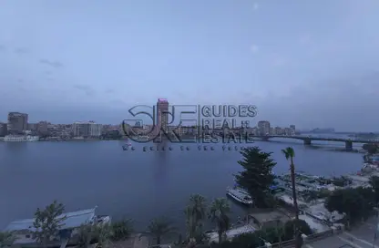 شقة - 3 غرف نوم - 3 حمامات للبيع في شارع النيل - الدقي - الجيزة شقة - 3 غرف نوم - 3 حمامات للبيع في شارع النيل - الدقي - الجيزة