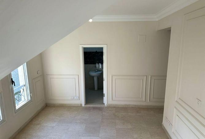 56256012 - صورة العقار 2