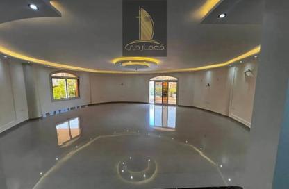 Villa - 7+ - 7+ for sale in El Yasmeen 6 - El Yasmeen - New Cairo City - Cairo
