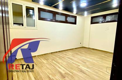 Co-Working Space - Studio - 3 Bathrooms for rent in Canadian International School St. - District 4 - The 5th Settlement - New Cairo City - Cairo