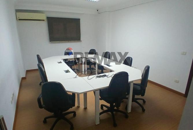 53721699 - Property Image 2