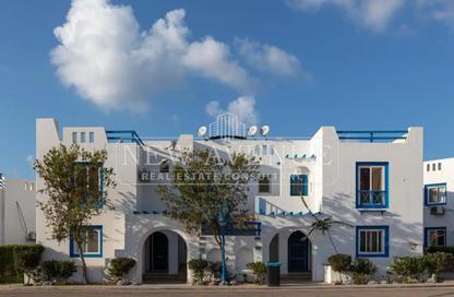 Chalet - 2 Bedrooms - 2 Bathrooms for sale in Mountain View - Ras Al Hekma - North Coast