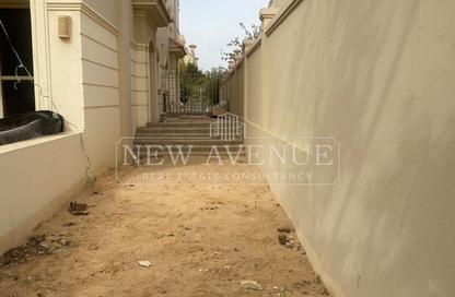 فيلا - 3 غرف نوم - 4 حمامات للبيع في الباتيو 5 ايست - الباتيو - كمبوندات الشروق - مدينة الشروق - القاهرة فيلا - 3 غرف نوم - 4 حمامات للبيع في الباتيو 5 ايست - الباتيو - كمبوندات الشروق - مدينة الشروق - القاهرة