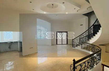 دوبلكس - 5 غرف نوم - 3 حمامات للايجار في شارع دكتور ياسين عبد الغفار - المنطقة ج - حى جنوب الاكايمية - مدينة القاهرة الجديدة - القاهرة