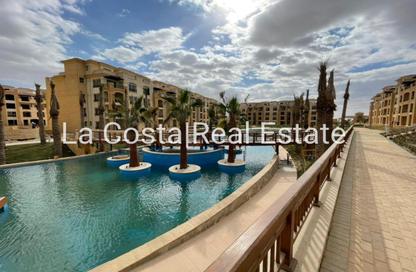 Apartment - 2 Bedrooms - 2 Bathrooms for sale in Stone Residence - 5th Settlement Compounds - The 5th Settlement - New Cairo City - Cairo