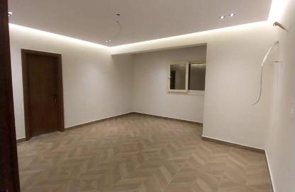 Apartment - 3 Bedrooms - 2 Bathrooms for rent in Al Horeya St. - Almazah - Heliopolis - Masr El Gedida - Cairo