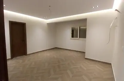 Apartment - 3 Bedrooms - 2 Bathrooms for rent in Al Horeya St. - Almazah - Heliopolis - Masr El Gedida - Cairo