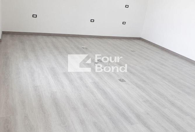 104880853 - Property Image 2