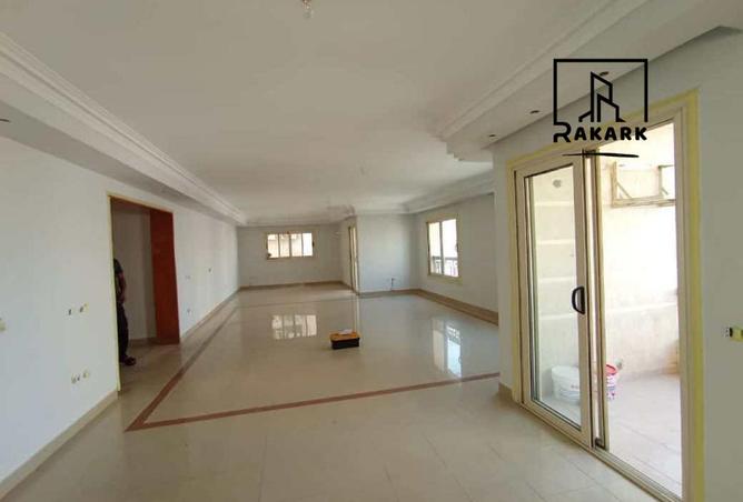 98822858 - صورة العقار 3