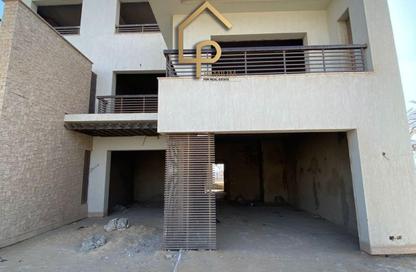 Villa - 5 Bedrooms - 5 Bathrooms for sale in New Giza - Cairo Alexandria Desert Road - 6 October City - Giza