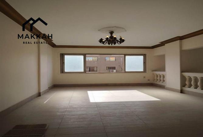 8637775 - Property Image 2