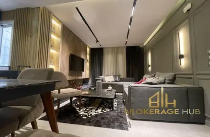 Penthouse - 3 Bedrooms - 3 Bathrooms for sale in Mountain View Hyde Park - 5th Settlement Compounds - The 5th Settlement - New Cairo City - Cairo