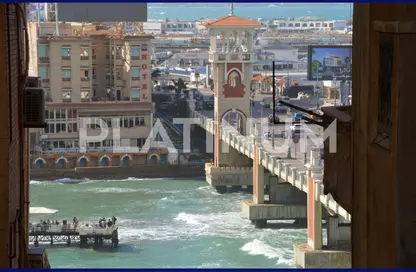 شقة - 3 غرف نوم - 2 حمامات للبيع في كوبري استانلي - ستانلي - حي شرق - الاسكندرية