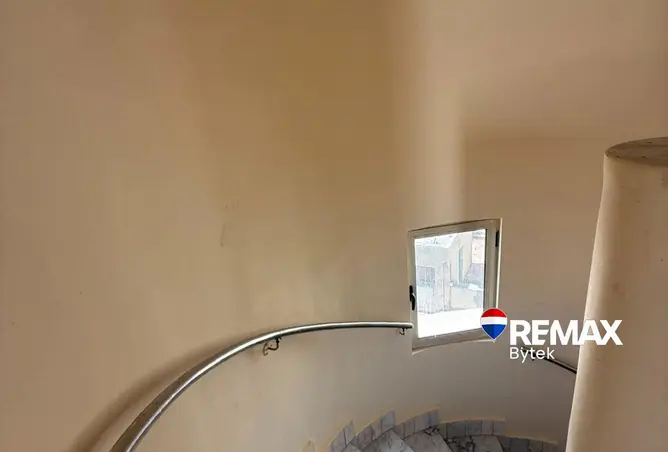 102914718 - Property Image 2