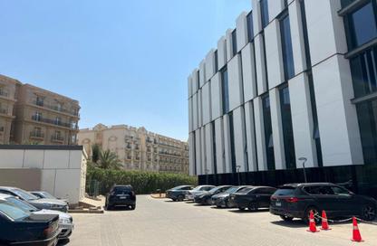 مساحات مكتبية - استوديو - 2 حمامات للايجار في مول هايد بارك بيزنس - شارع التسعين الجنوبي - التجمع الخامس - مدينة القاهرة الجديدة - القاهرة مساحات مكتبية - استوديو - 2 حمامات للايجار في مول هايد بارك بيزنس - شارع التسعين الجنوبي - التجمع الخامس - مدينة القاهرة الجديدة - القاهرة
