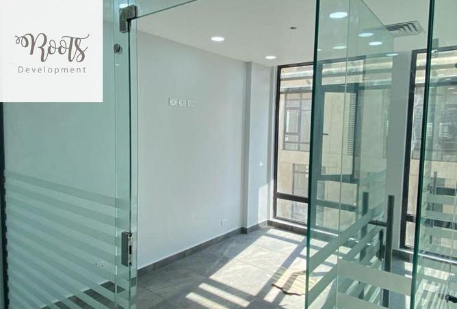 63400027 - Property Image 2