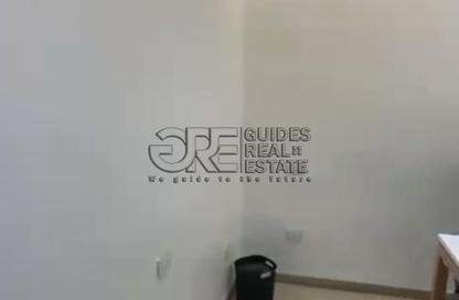 Office Space - 2 Bedrooms - 1 Bathroom for rent in Al Shabab St. - Sheikh Zayed City - Giza