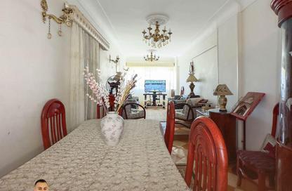 Apartment - 2 Bedrooms - 1 Bathroom for rent in Tout Ankh Amoun St. - Smouha - Hay Sharq - Alexandria