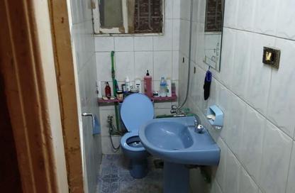 Apartment - 4 Bedrooms - 2 Bathrooms for sale in Helmeyet El Zaitoun - Hay El Zaytoun - Cairo