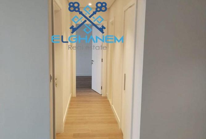 82609639 - Property Image 3